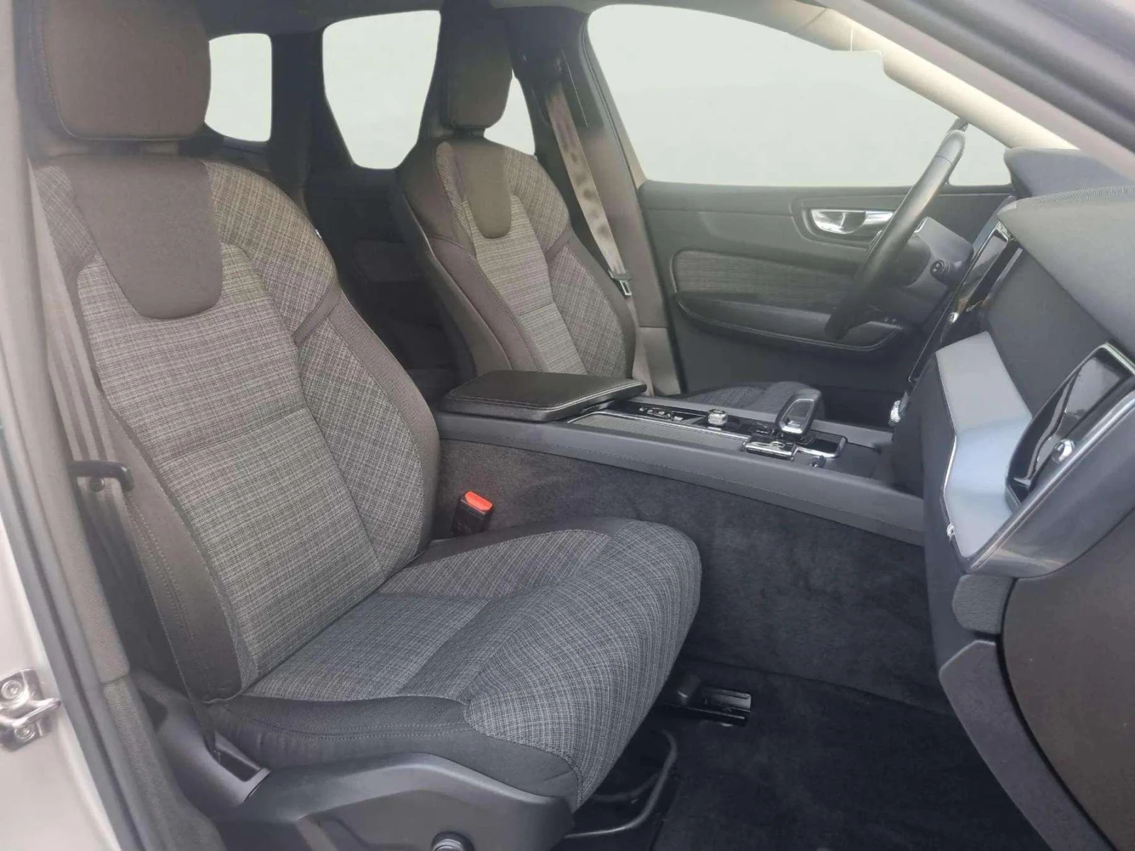 Volvo XC60 2.0L B4 | Mobile.bg � ����������� 12