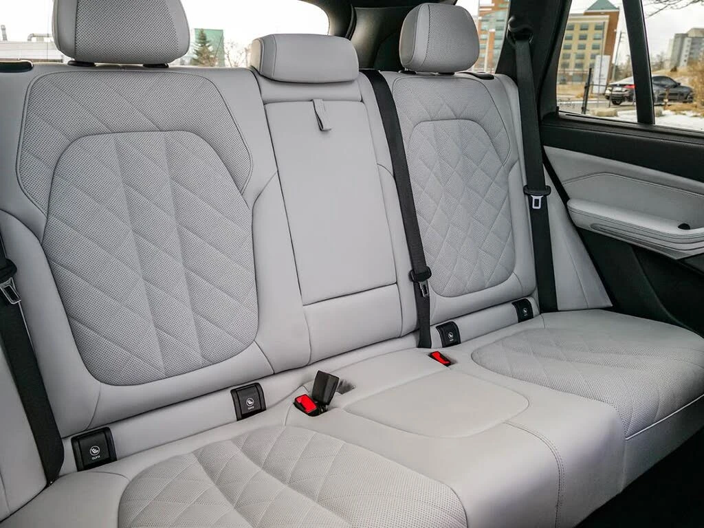 BMW X5 xDrive50e AWD М-пакет (Гаранция от БМВ), снимка 10 - Автомобили и джипове - 53950105