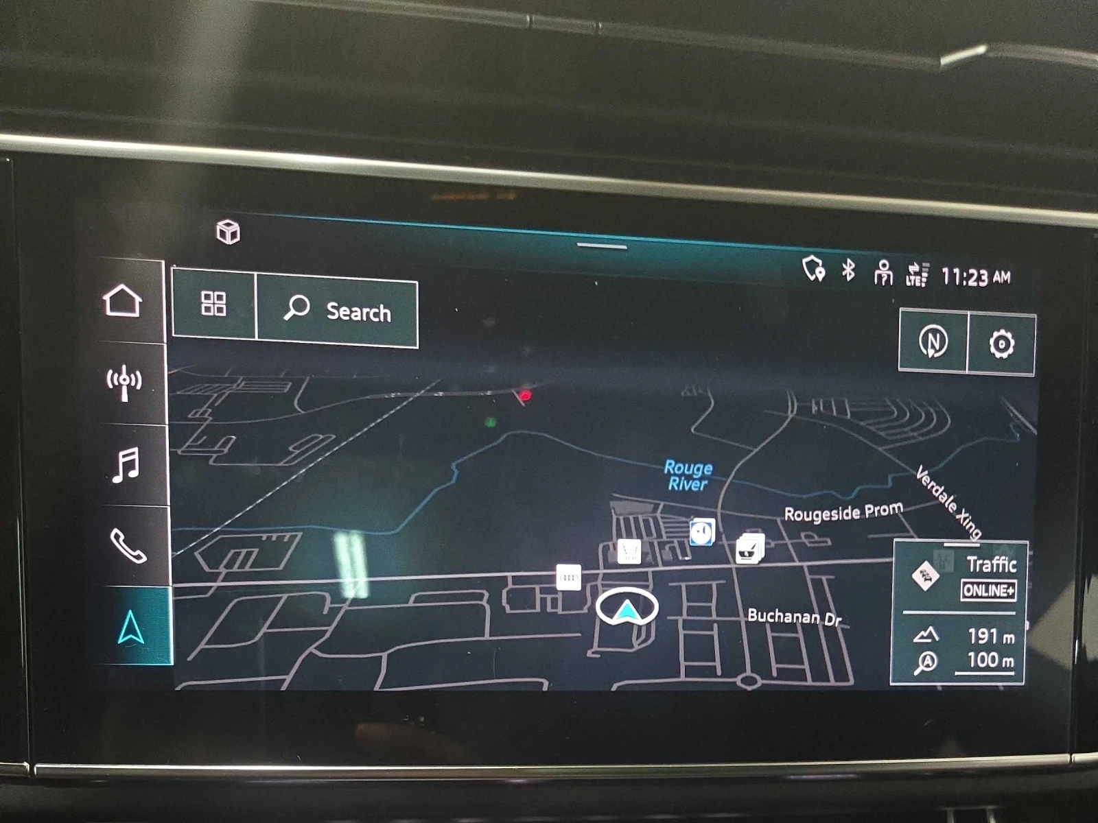 Audi Q8 TECHNIK * CAR FAX * АВТО КРЕДИТ * , снимка 9 - Автомобили и джипове - 54162102