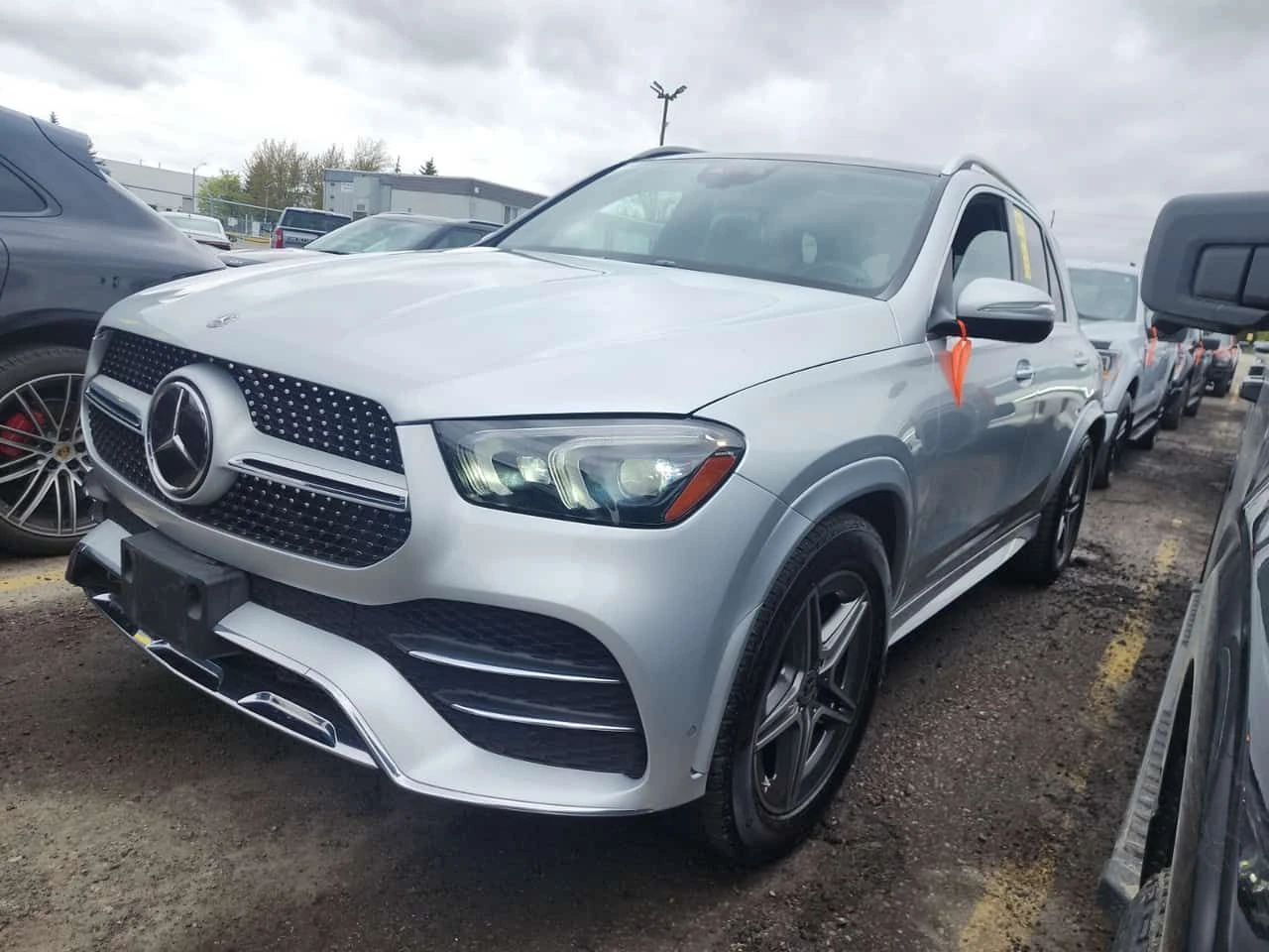 Mercedes-Benz GLE 450 AMG ДИСТРОНИК * 360 * BURMESTER * PANO * ПОДГРЕВИ