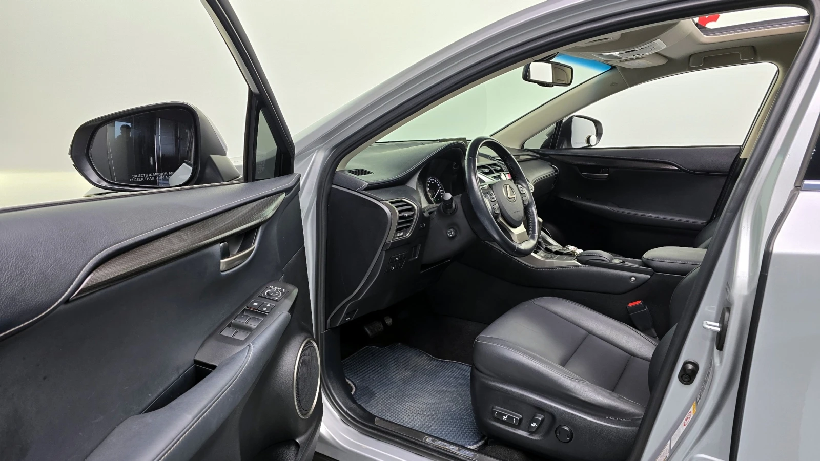 Lexus NX 200t * SUPREME* 2.0L* , снимка 11 - Автомобили и джипове - 54846198