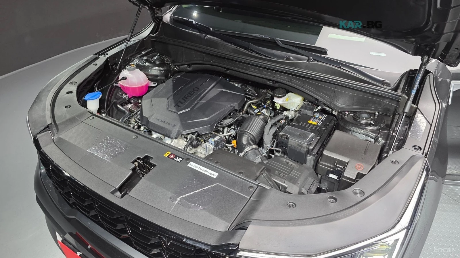 Kia Sorento 4TH GENERATION 2.2 DIESEL/HUD/DISTRONIC, снимка 6 - Автомобили и джипове - 54870600