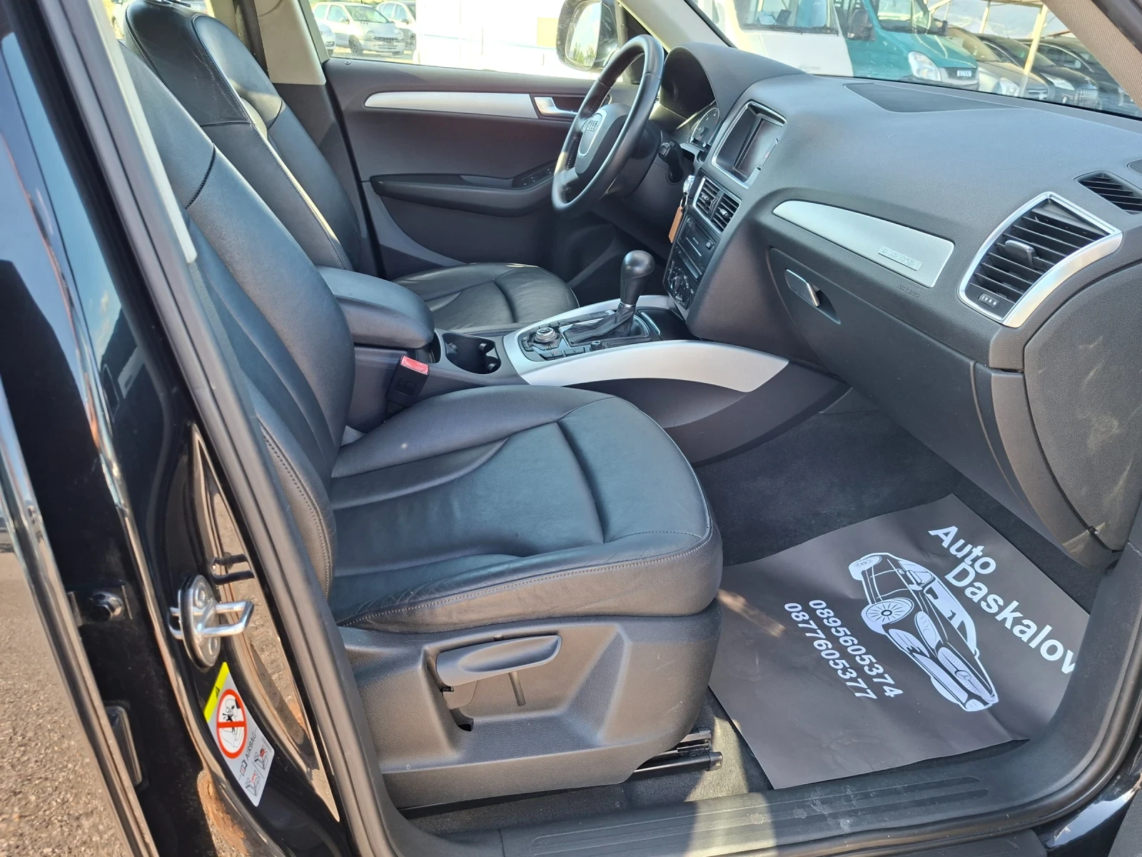 Audi Q5 2, 0 tdi Quatro, снимка 9 - Автомобили и джипове - 55335006