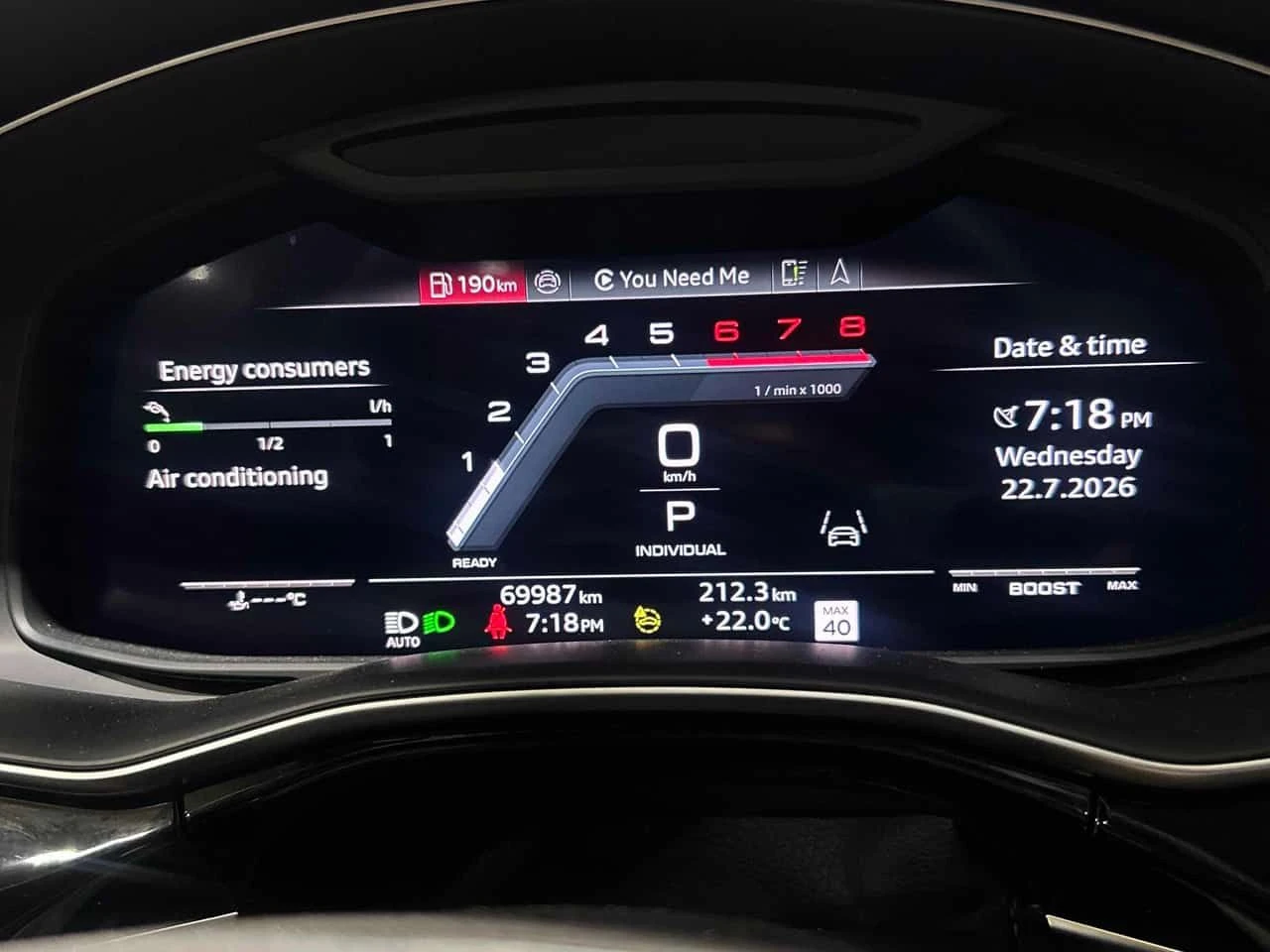 Audi SQ7 * 4.0 TFSI quattro * АВТОКРЕДИТ* , снимка 8 - Автомобили и джипове - 55388745