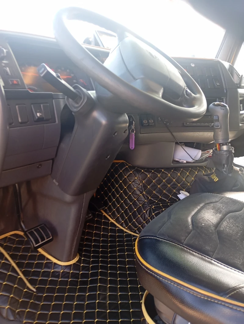 Volvo Fh 12, снимка 3 - Камиони - 52268482