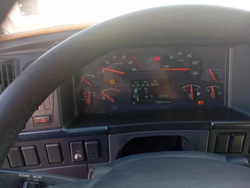 Volvo Fh 12, снимка 4 - Камиони - 52268482