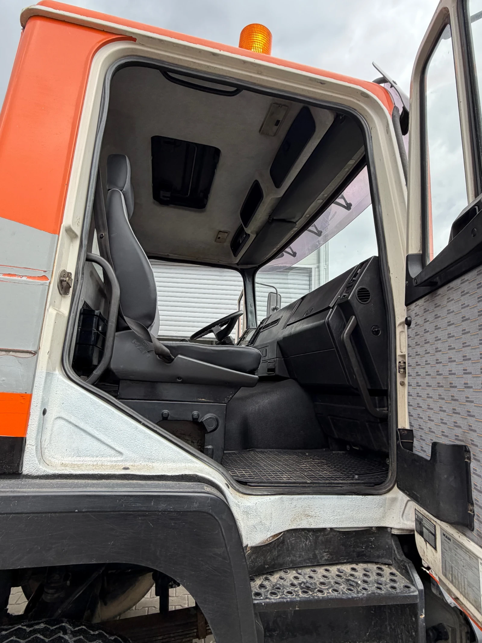 Man 17.232 | Mobile.bg � ����������� 8