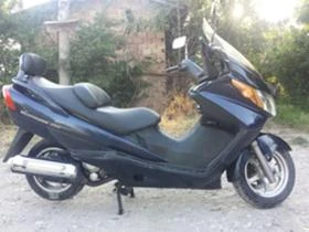 Suzuki Burgman 250 Injekcion , снимка 2