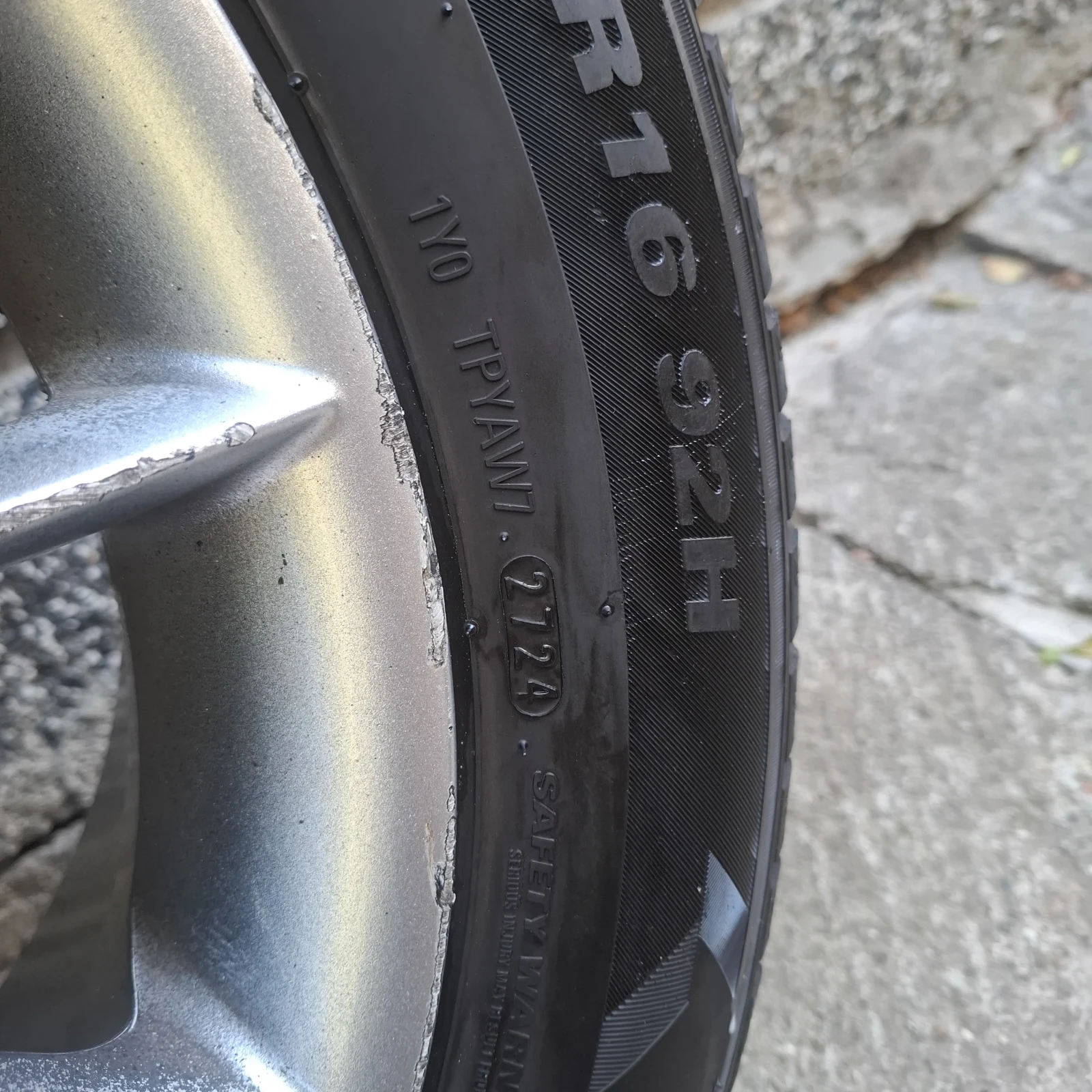 ���� � ������ 205/60R16 �� Toyota Avensis | Mobile.bg � ����������� 15