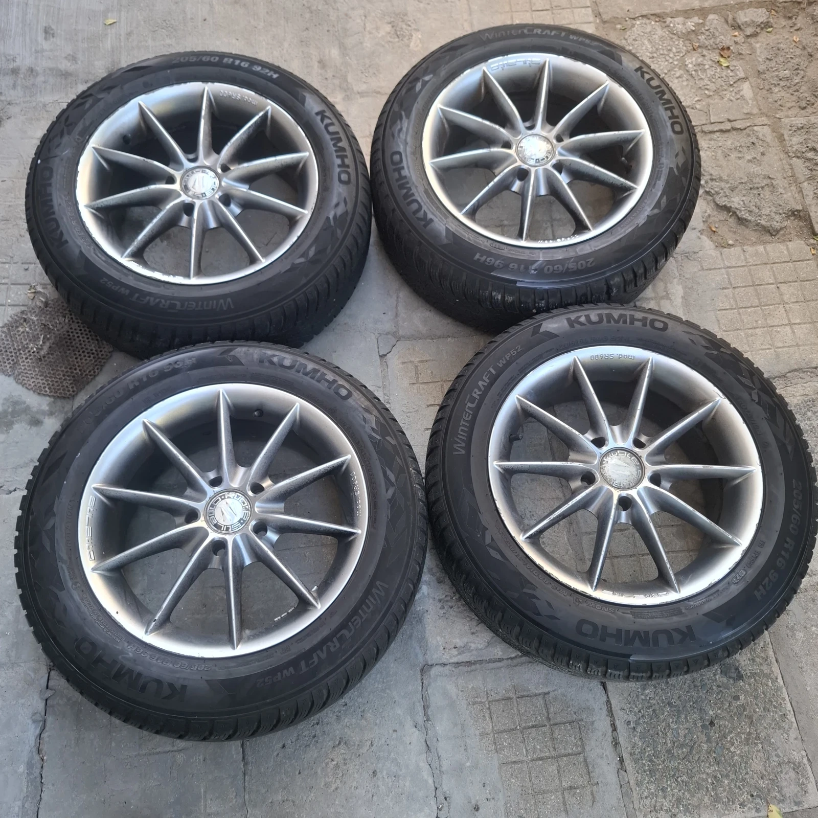 Гуми с джанти Kumho 205/60R16