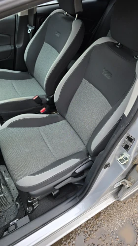 Toyota Yaris 1.5 Bi-tone, снимка 6