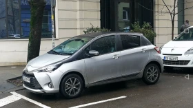 Toyota Yaris 1.5 Bi-tone, снимка 2