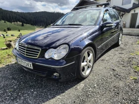 Mercedes-Benz 220 Комби, снимка 11