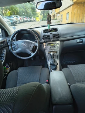 Toyota Avensis 1, 8Газ Бензин, снимка 5