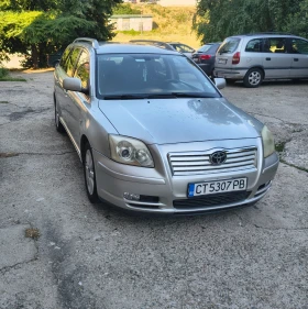 Toyota Avensis 1, 8Газ Бензин, снимка 1