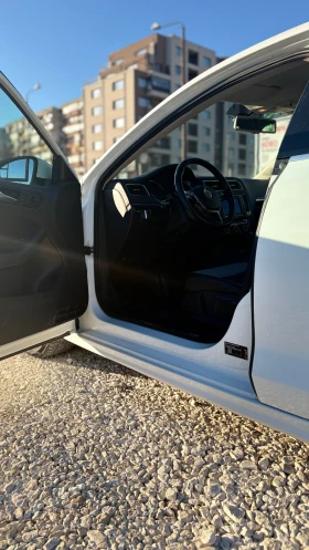 VW Jetta - 14000 € / 27381.62 лв. - 13083592 7