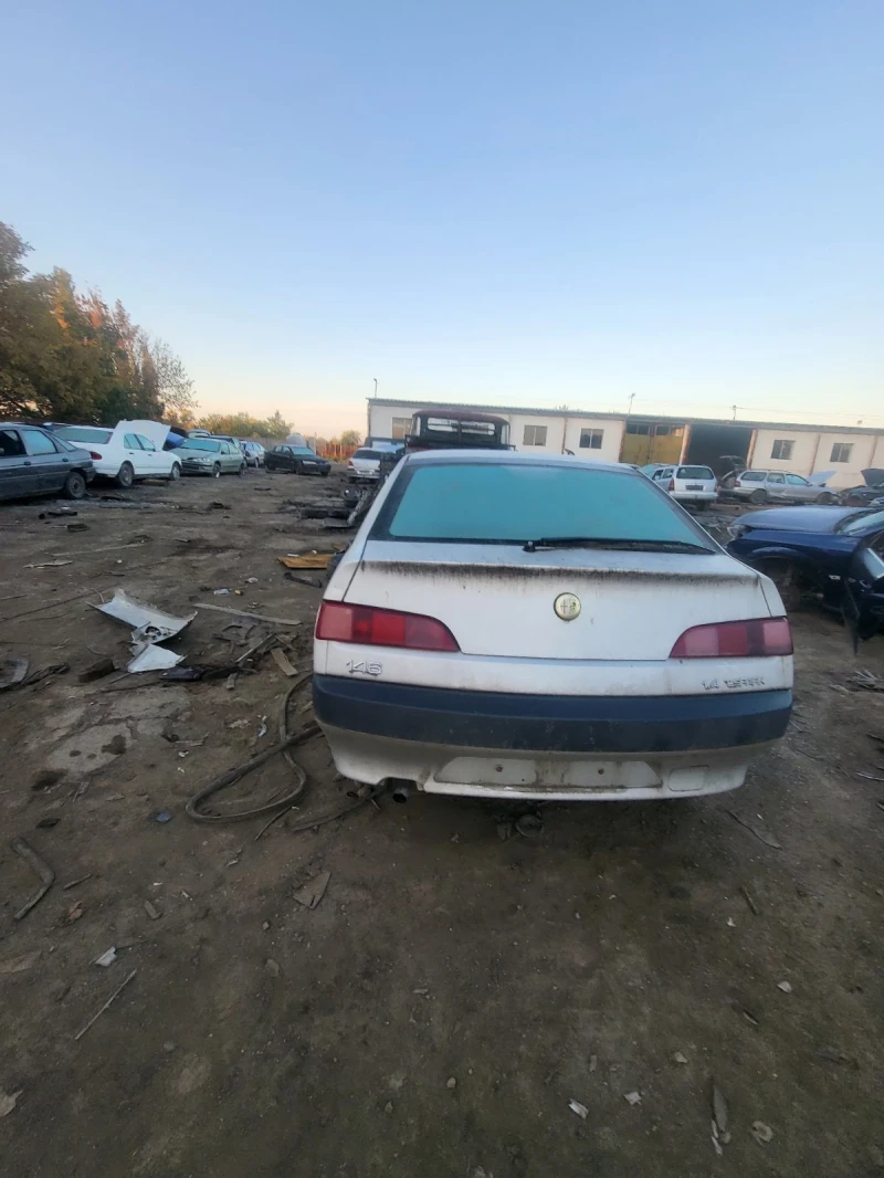 Alfa Romeo 146, снимка 4 - Автомобили и джипове - 47628513