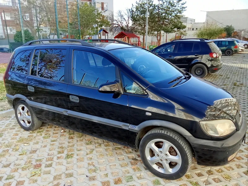 Opel Zafira 1.8 16V 125 к.с., снимка 2 - Автомобили и джипове - 47866865