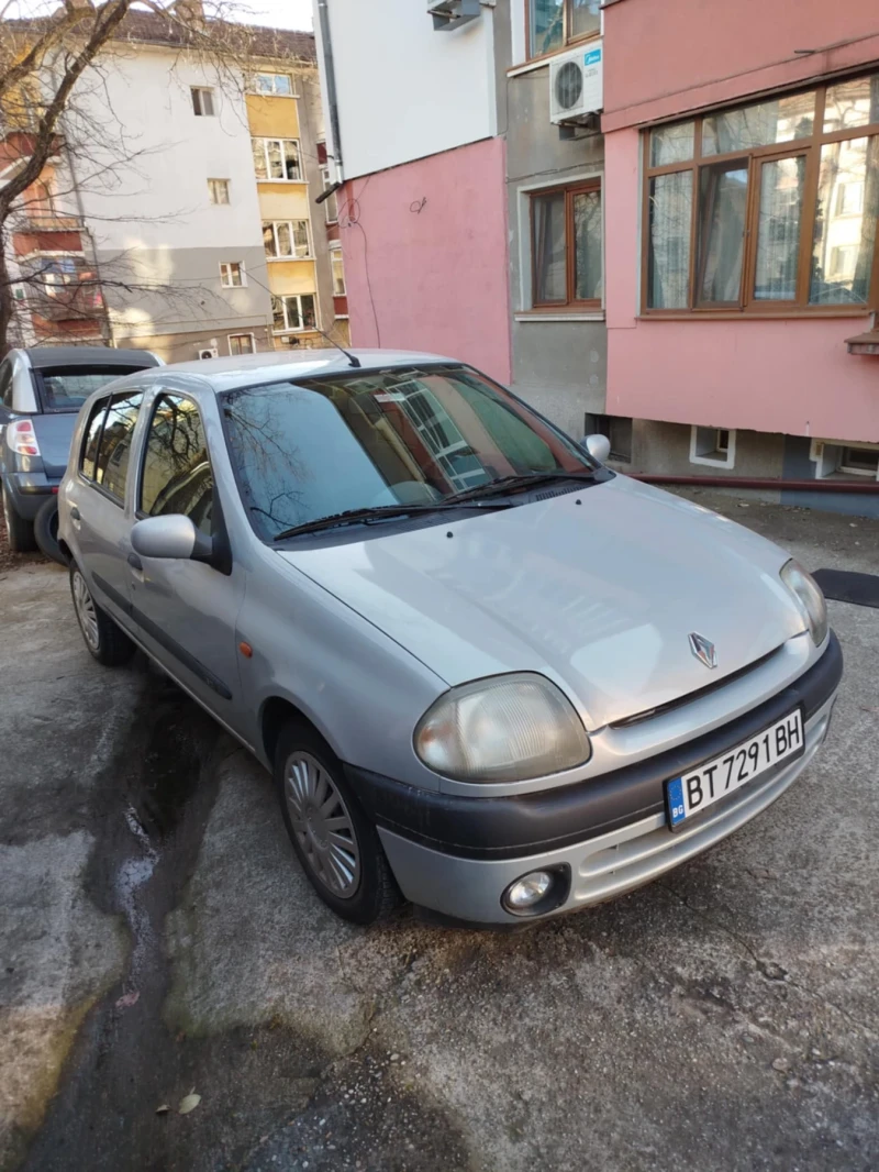 Renault Clio, снимка 4 - Автомобили и джипове - 48602934