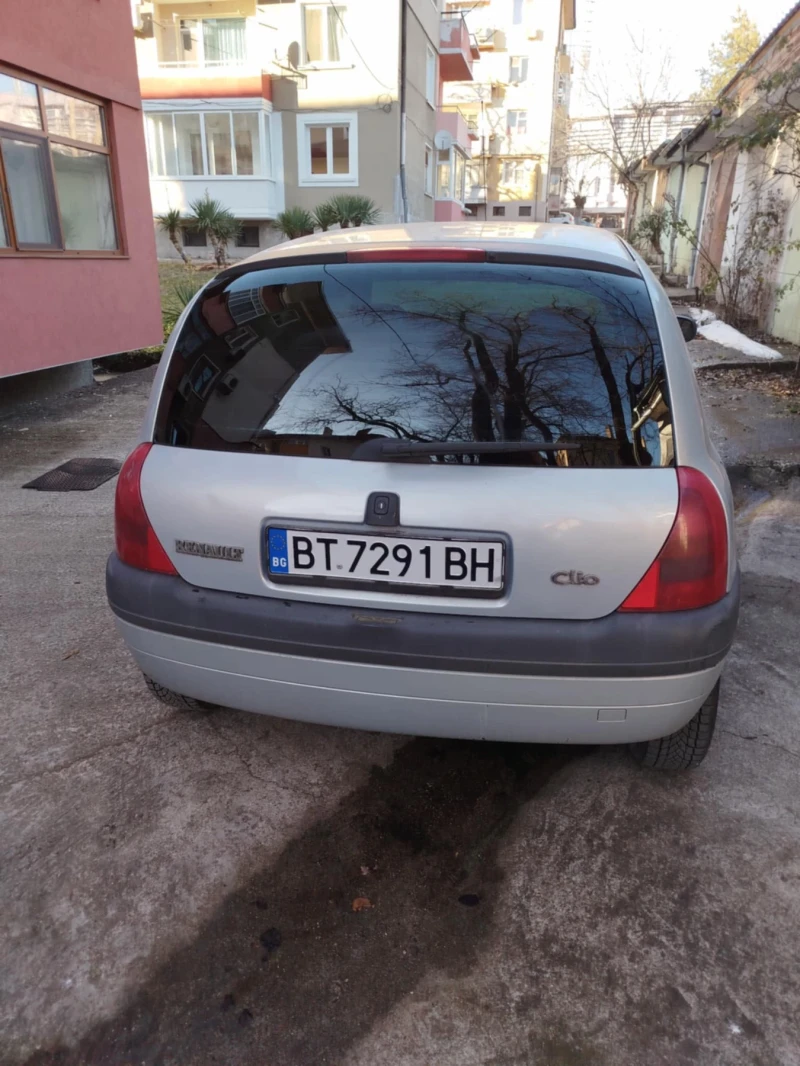 Renault Clio, снимка 5 - Автомобили и джипове - 48602934