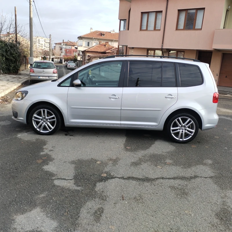 VW Touran, снимка 2 - Автомобили и джипове - 48833231