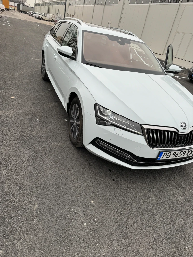 Skoda Superb Skoda Superb 2.0 TDI , снимка 3 - Автомобили и джипове - 49253341