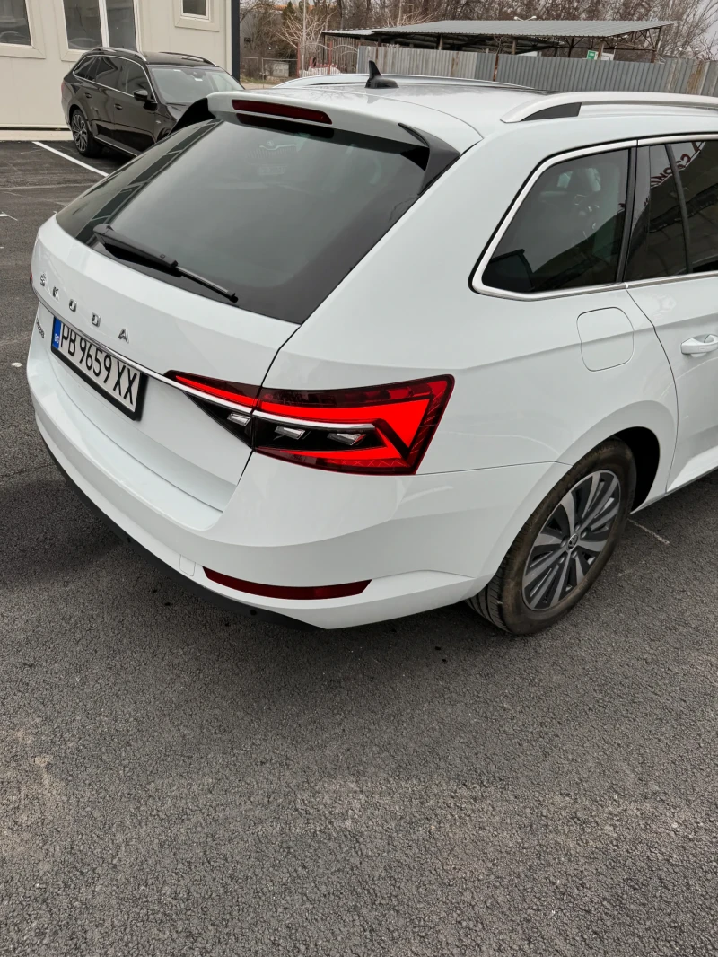 Skoda Superb Skoda Superb 2.0 TDI , снимка 16 - Автомобили и джипове - 49253341