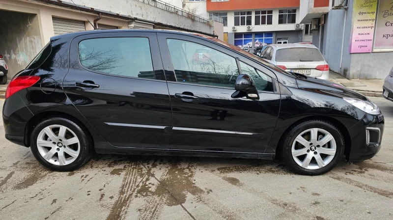 Peugeot 308 Автомат, Панорама, снимка 3 - Автомобили и джипове - 49316182