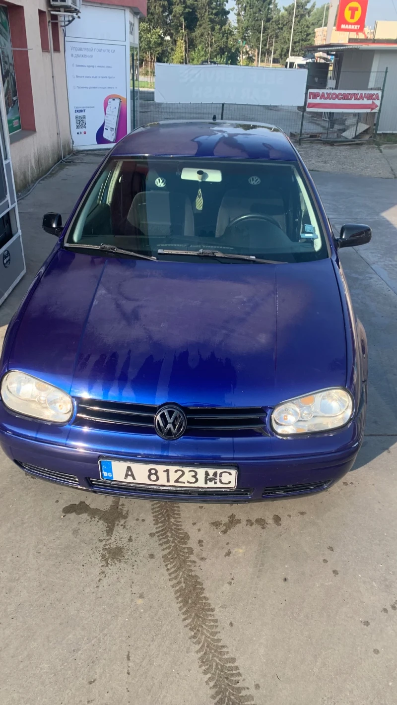 VW Golf 1.6i SR, снимка 2 - Автомобили и джипове - 49327660