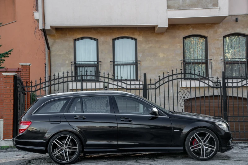 Mercedes-Benz C 220 OM646* AMG* Harman&Kardon, снимка 4 - Автомобили и джипове - 49478911