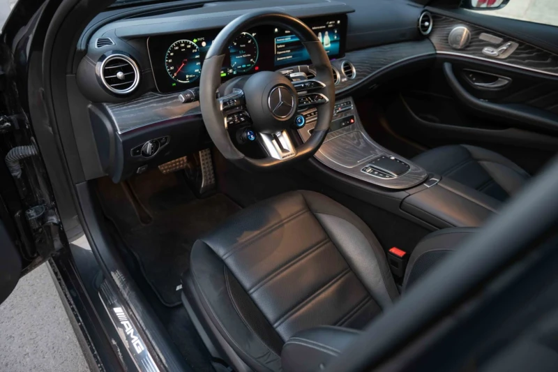 Mercedes-Benz E 53 AMG, снимка 11 - Автомобили и джипове - 51122577