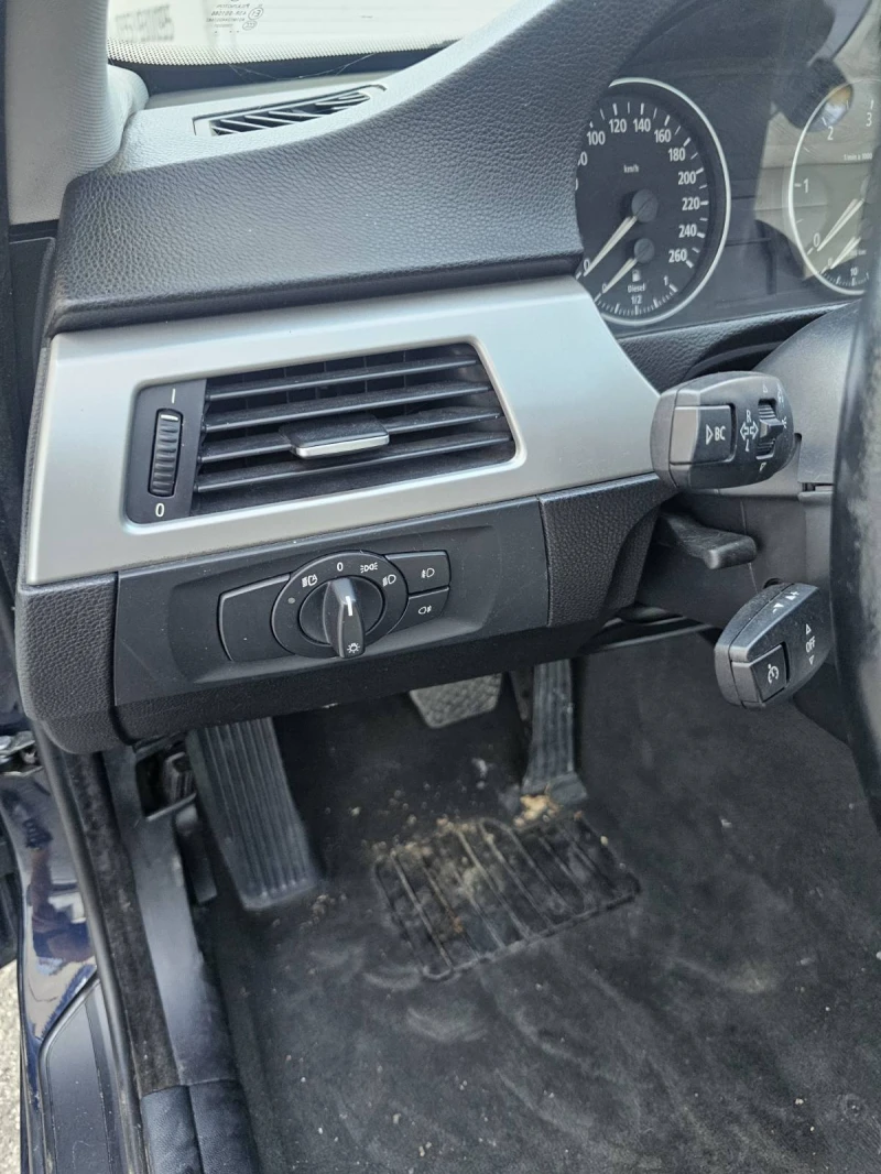 BMW 330 4х4, снимка 13 - Автомобили и джипове - 52507256