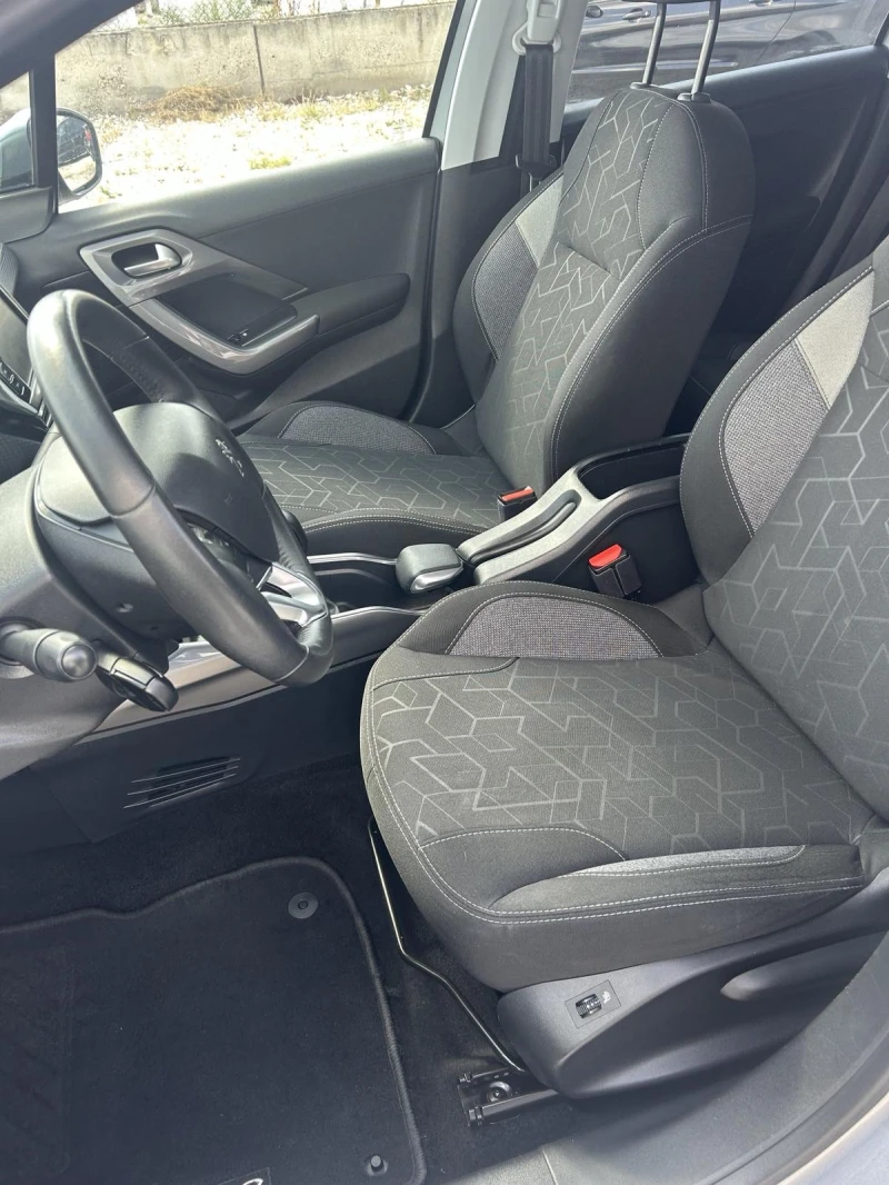 Peugeot 2008, снимка 5 - Автомобили и джипове - 52186979