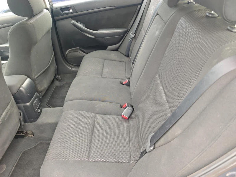 Toyota Avensis 2.0d4d* 126кс* , снимка 9 - Автомобили и джипове - 51895047