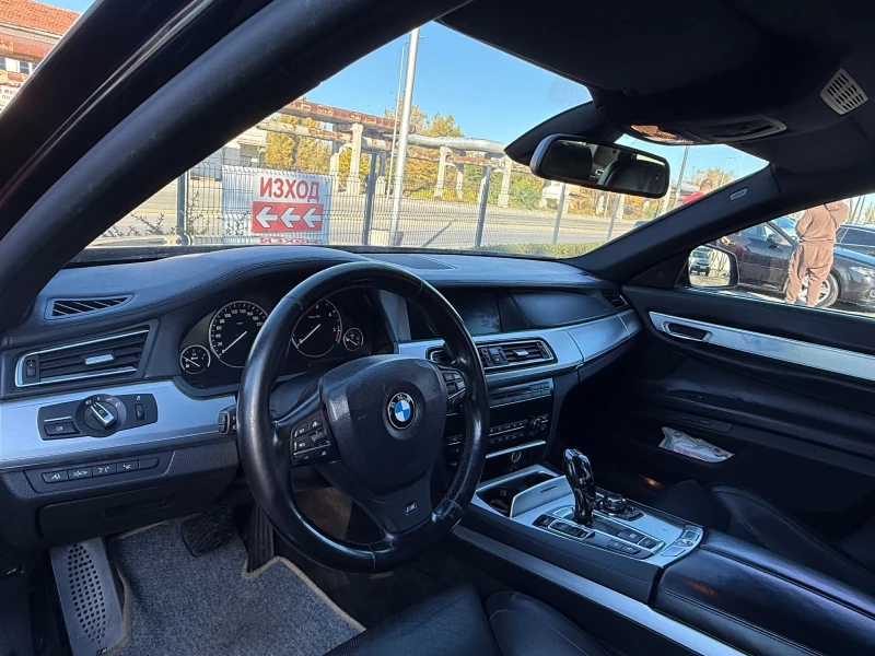 BMW 740 M-PACK, снимка 8 - Автомобили и джипове - 52263682