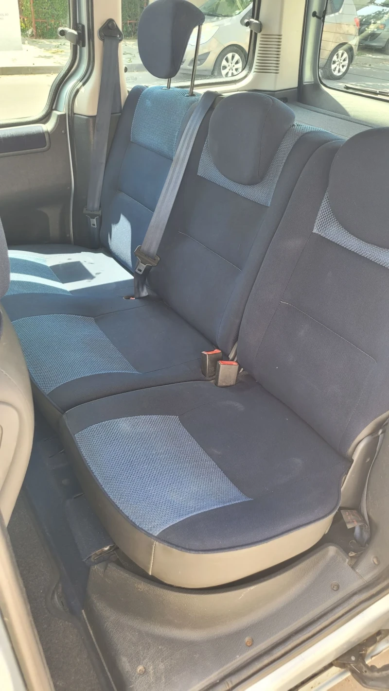 Citroen Berlingo 5 местен с газова уредба , снимка 8 - Автомобили и джипове - 52502105
