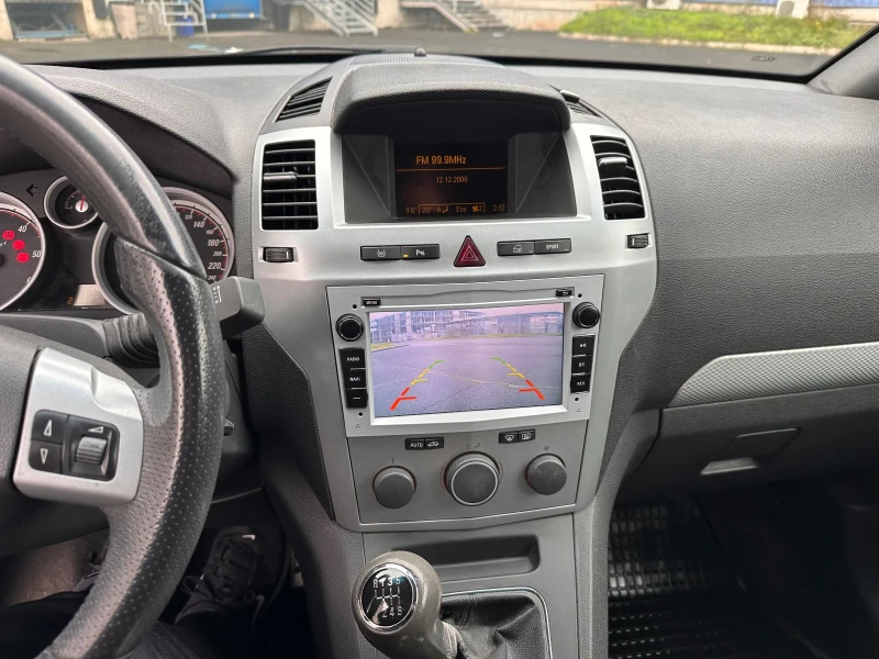 Opel Zafira, снимка 8 - Автомобили и джипове - 52867338