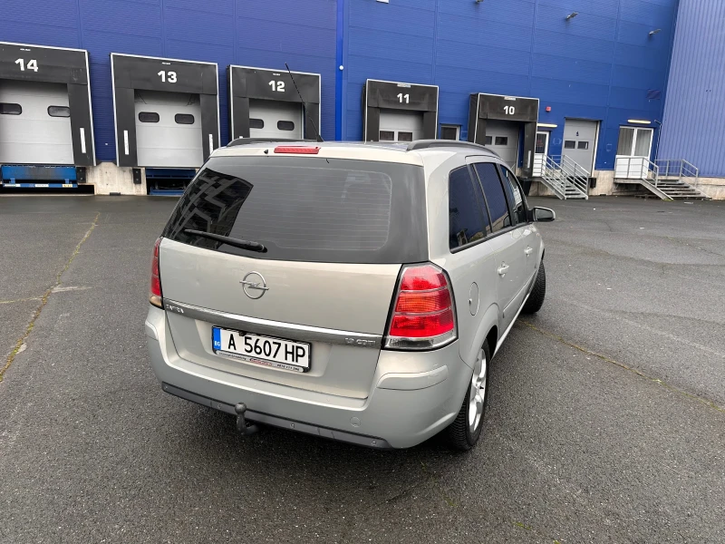 Opel Zafira, снимка 4 - Автомобили и джипове - 52867338