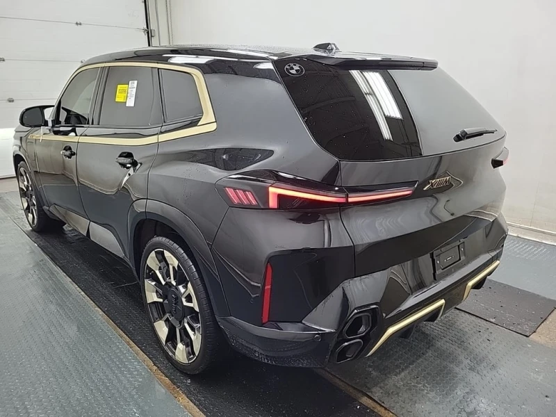 BMW XM * SPORTS ACTIVITY VEHICLE * CARFAX * ЦЕНА ДО БГ, снимка 4 - Автомобили и джипове - 52989404