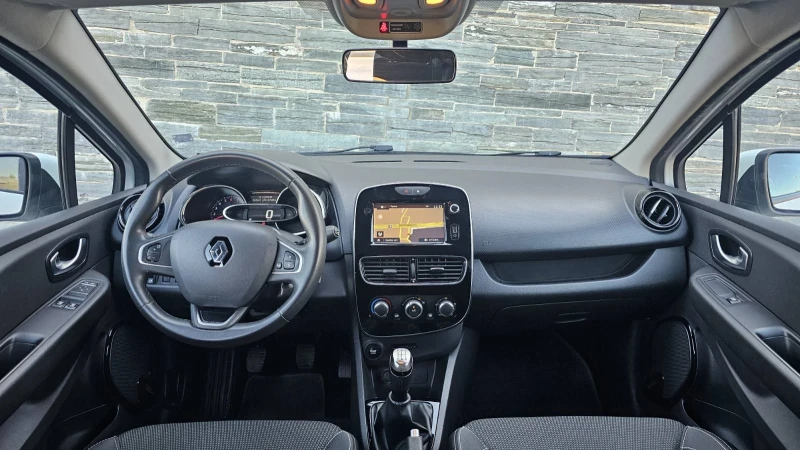 Renault Clio TCe 75к.с., снимка 8 - Автомобили и джипове - 53212964