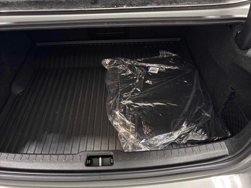 Volvo S60 Ultimate Dark Theme  CARFAX, снимка 12 - Автомобили и джипове - 53303919