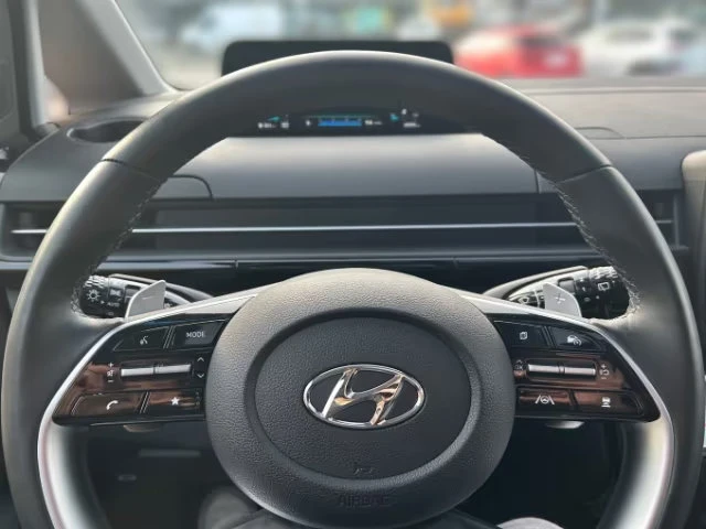 Hyundai Staria PRIME/177HP/9S/CAM/NAVI/LED/KLESS/364q, снимка 8 - Автомобили и джипове - 54749506