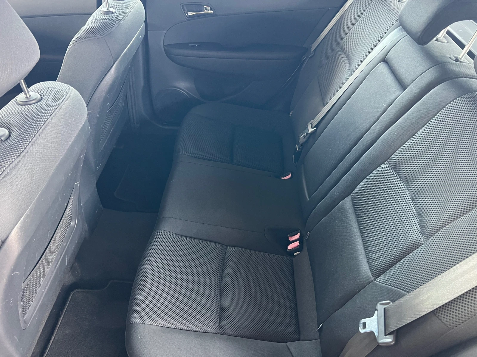 Hyundai I30 1.6 CRDI CW* * АВТОМАТИК*  - изображение 10