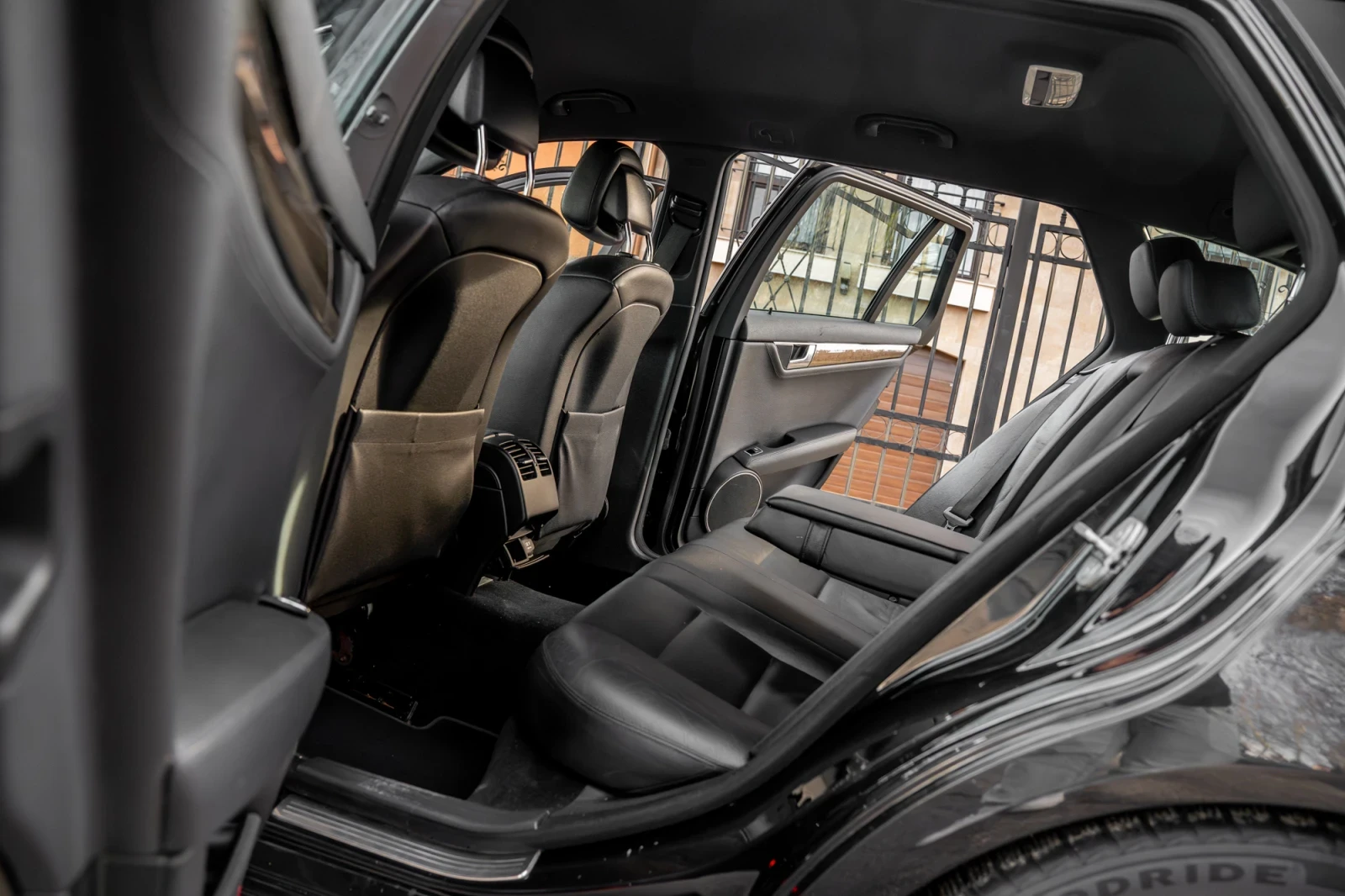 Mercedes-Benz C 220 OM646* AMG* Harman&Kardon | Mobile.bg � ����������� 13