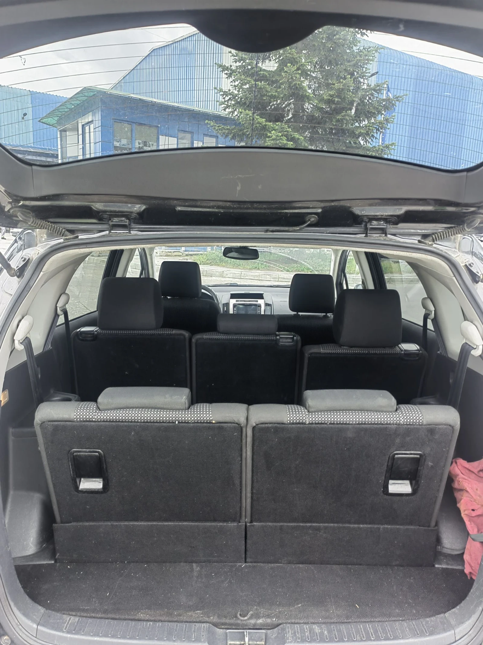 Toyota Corolla verso 2.2D4 - изображение 10