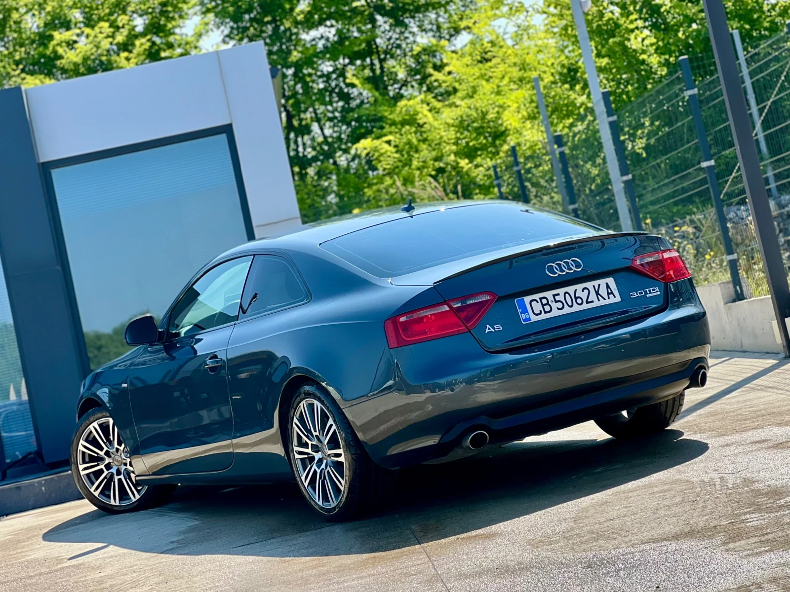Audi A5 3.0TDI-QUATTRO / 3X S-LINE / ЛЕТНИ ГУМИ - 2025 DOT - изображение 4