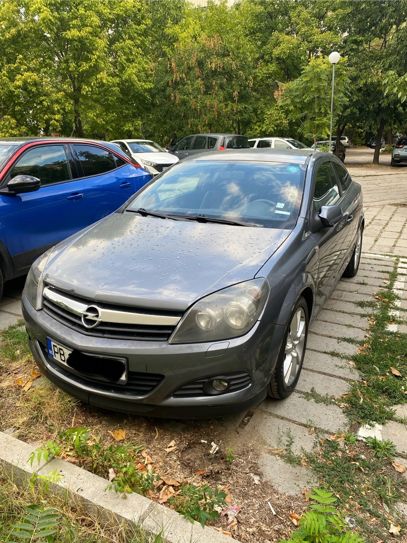 Opel Astra H GTC - изображение 4