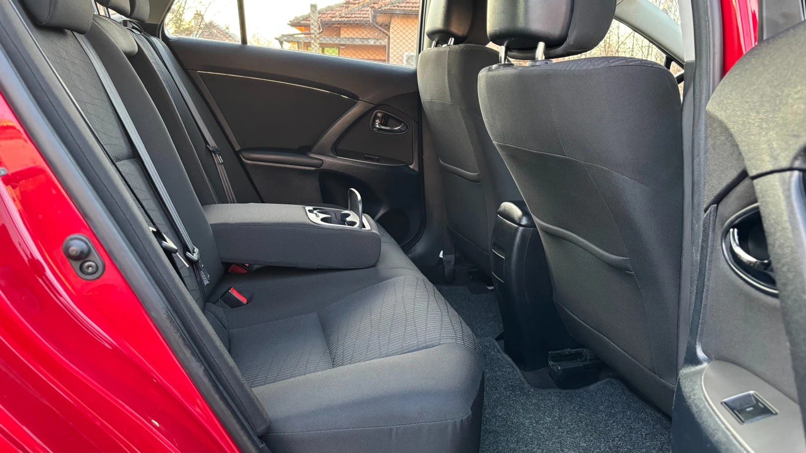 Toyota Avensis 1.8 VVTI | Mobile.bg � ����������� 14