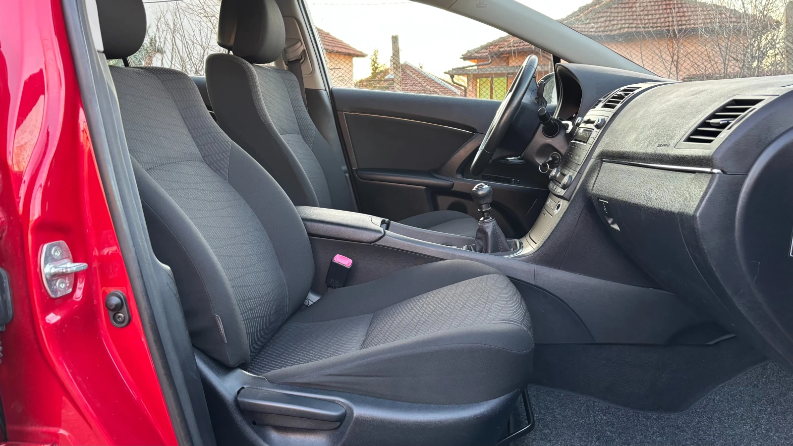 Toyota Avensis 1.8 VVTI | Mobile.bg � ����������� 13