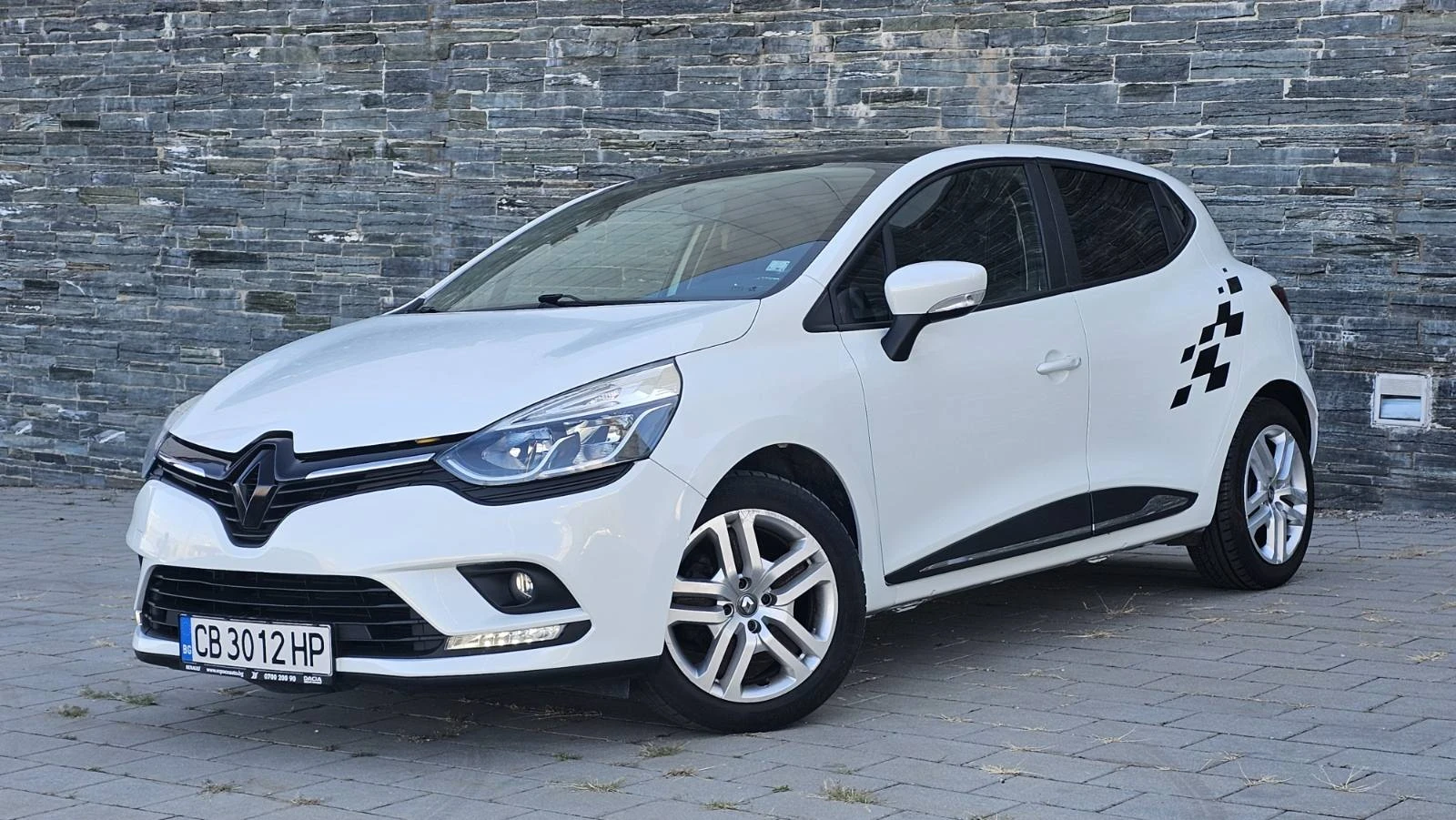 Renault Clio TCe 75к.с. - изображение 3